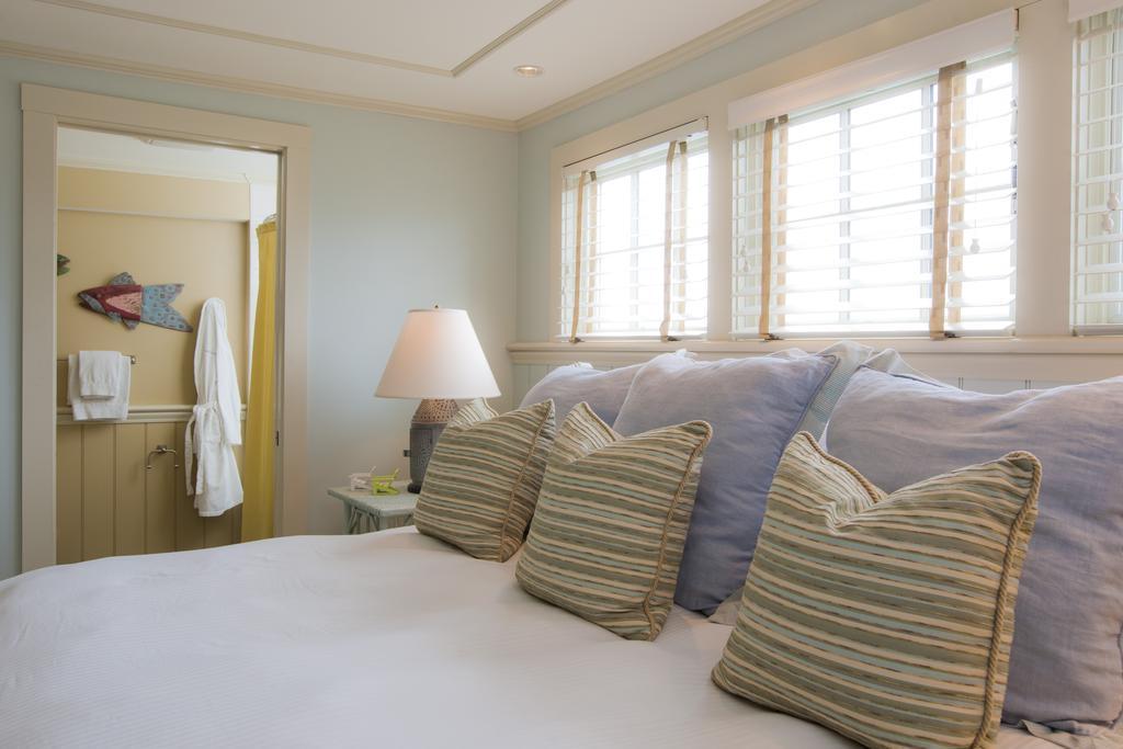 Vineyard Square Hotel And Suites 애드거타운 객실 사진